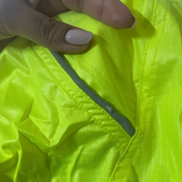 Bellwether Technical Men's Medium Cycling Ultralight Jacket Fluorescent Yellow - Picture 10 of 10